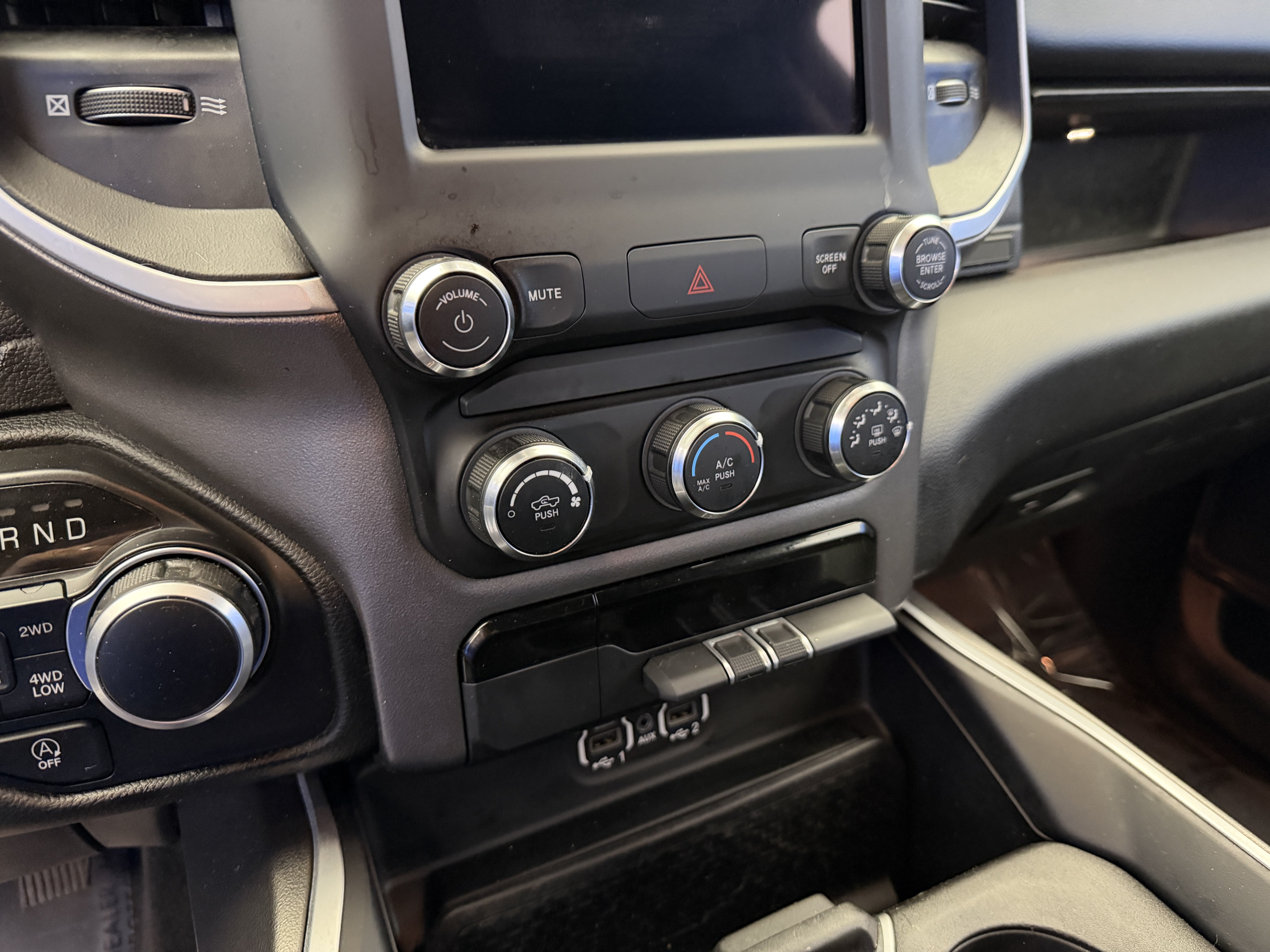 Used 2020 RAM 1500 Big Horn AWD/4WD image 20
