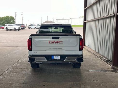 Certified 2024 GMC Sierra 1500 SLT w/ SLT Premium Plus Package AWD/4WD image 4