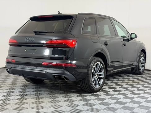 Used 2025 Audi Q7 2.0T Premium Plus w/ Premium Plus Package AWD/4WD image 9