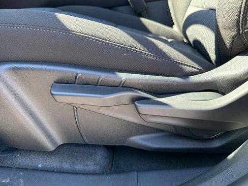 New 2026 Chevrolet Equinox LT w/ Safety and Technology Package FWD image 22