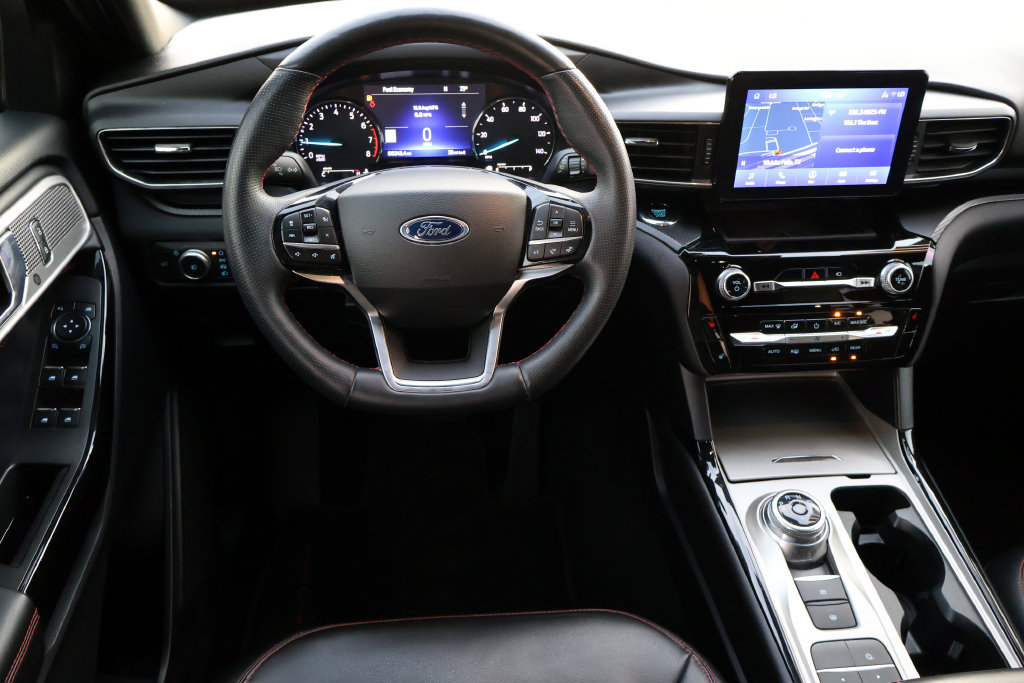 Used 2022 Ford Explorer ST-Line RWD image 17