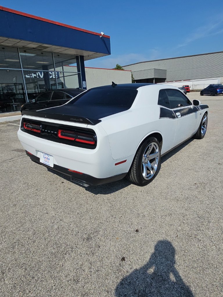 Used 2022 Dodge Challenger R/T Scat Pack w/ T/A Package RWD image 7