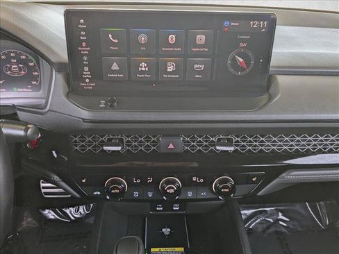 Used 2025 Honda Accord Sport image 15