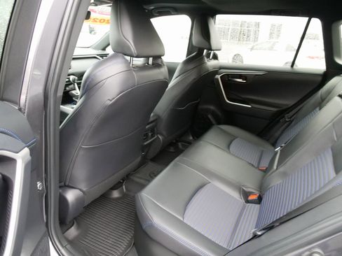 Used 2025 Toyota RAV4 XSE image 15