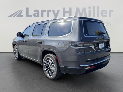 New 2023 Jeep Grand Wagoneer Series III image 6
