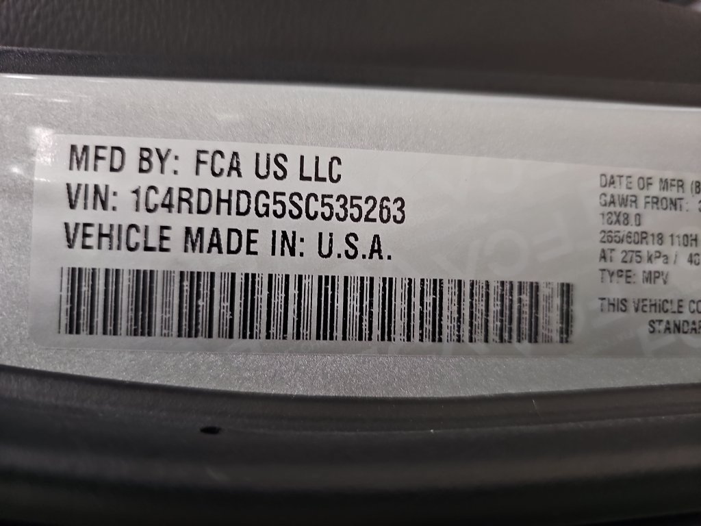 Used 2025 Dodge Durango GT RWD image 25