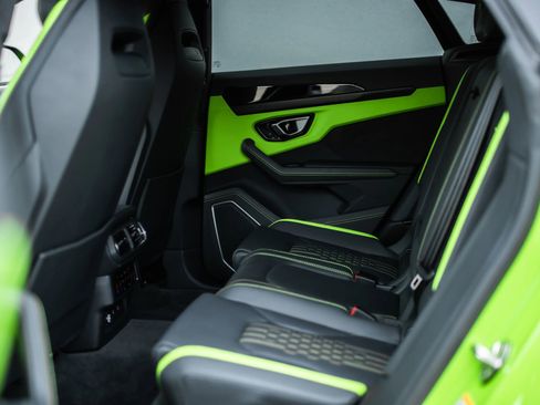 Used 2023 Lamborghini Urus S image 18