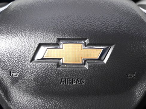 Used 2025 Chevrolet Equinox LT w/ Convenience Package II image 35