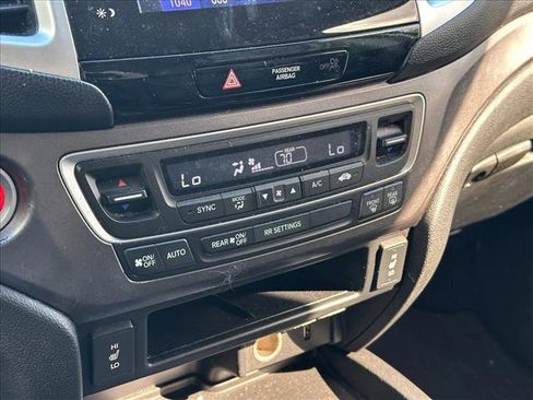 Used 2018 Honda Ridgeline RTL-T image 10