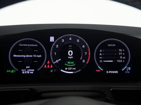 Certified 2026 Porsche Cayenne E-Hybrid AWD/4WD image 18