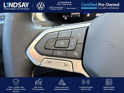 Used 2022 Volkswagen Tiguan SE w/ Panoramic Sunroof Package image 22