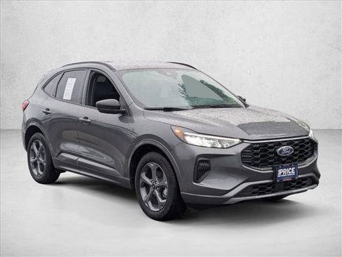 Used 2024 Ford Escape ST-Line w/ Tech Pack #1 image 7