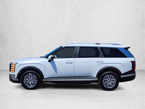 Used 2026 Hyundai Palisade SEL FWD image 9