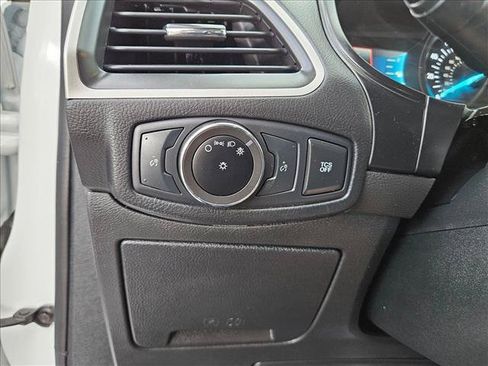 Used 2023 Ford Edge SEL AWD/4WD image 22