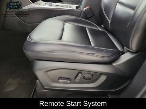 Certified 2021 Ford Explorer XLT w/ Equipment Group 202A AWD/4WD image 15
