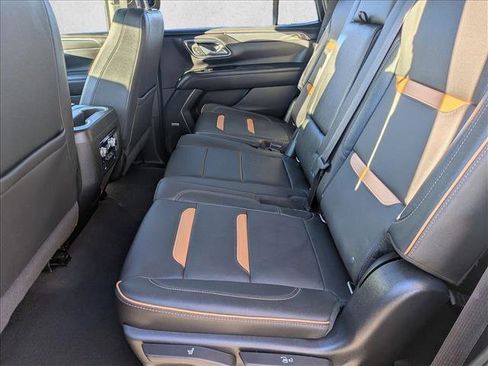 Used 2022 GMC Yukon AT4 AWD/4WD image 19