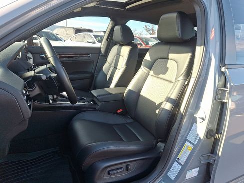 Used 2025 Honda Civic Sport image 13