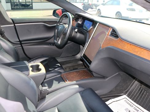 Used 2020 Tesla Model S Long Range Plus AWD/4WD image 24