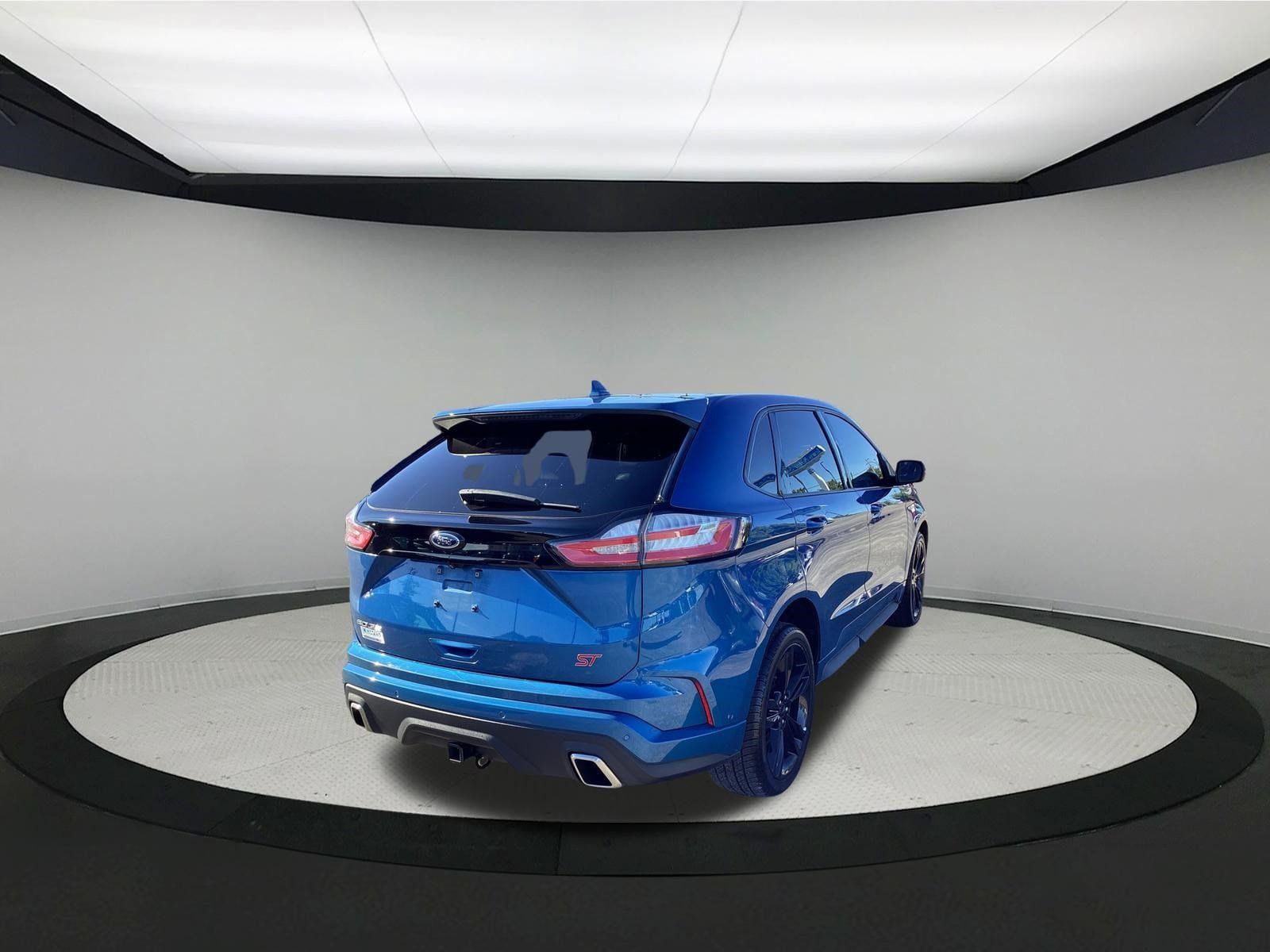 Used 2019 Ford Edge ST w/ Equipment Group 401A AWD/4WD image 8