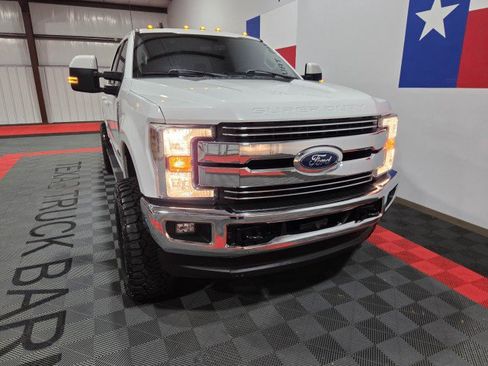 Used 2019 Ford F250 Lariat w/ Lariat Value Package image 23