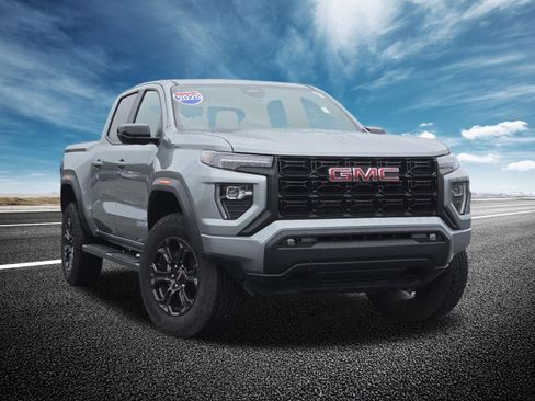 Used 2025 GMC Canyon Elevation w/ Convenience Package RWD image 2