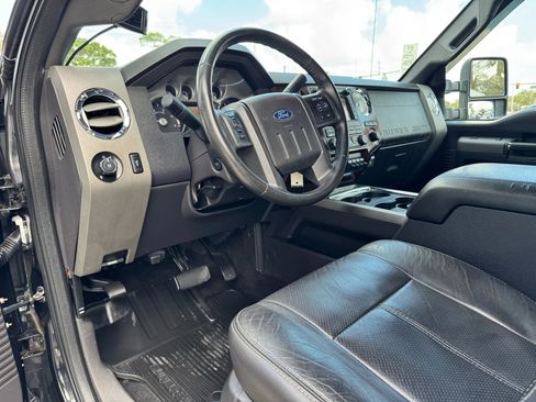 Used 2012 Ford F250 Lariat w/ Lariat Ultimate Pkg image 7