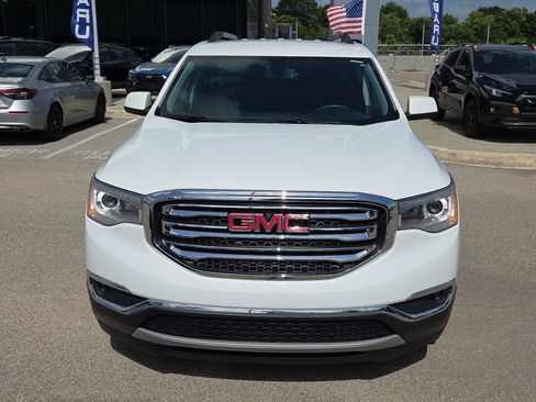 Used 2017 GMC Acadia SLT FWD image 8