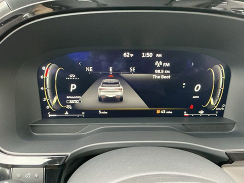 New 2026 INFINITI QX60 Luxe w/ Family Package image 10