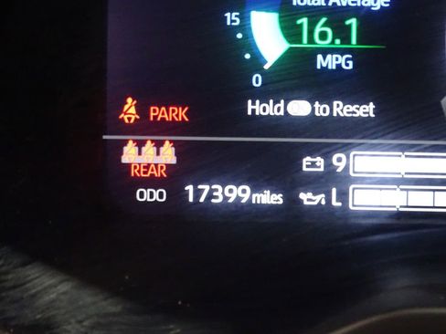 Used 2025 Toyota Tundra Limited image 39