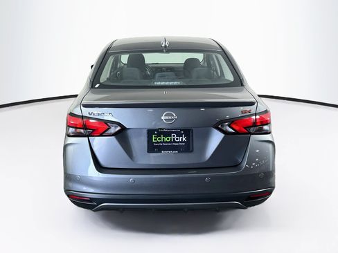 Used 2025 Nissan Versa SR FWD image 7
