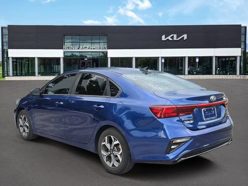 Used 2019 Kia Forte LXS FWD image 3