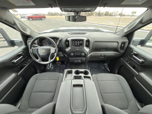 Used 2022 Chevrolet Silverado 2500 Custom w/ Custom Convenience Package image 25