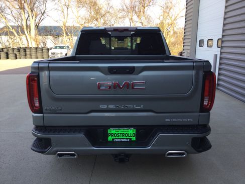 New 2026 GMC Sierra 1500 Denali w/ Technology Package AWD/4WD image 4