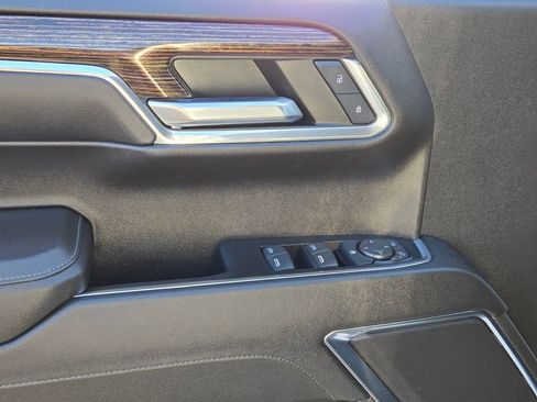 Used 2024 GMC Sierra 1500 Elevation image 17