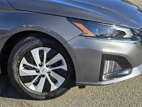 New 2025 Nissan Altima 2.5 S image 3