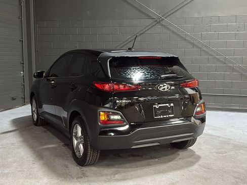 Used 2019 Hyundai Kona SE FWD image 6