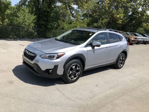 Used 2021 Subaru Crosstrek 2.5i Limited w/ Moonroof Package 2 AWD/4WD image 2