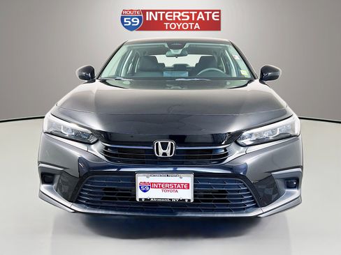 Used 2022 Honda Civic LX image 2