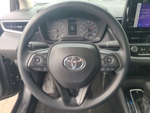 Used 2024 Toyota Corolla LE image 19