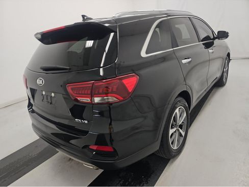 Used 2019 Kia Sorento EX w/ EX Touring Package FWD image 4