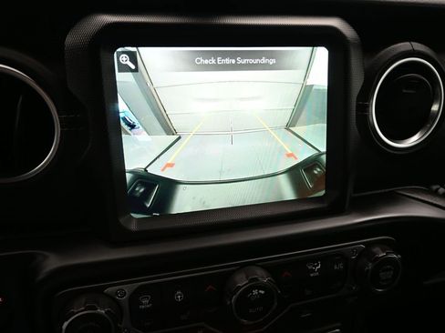 Used 2022 Jeep Gladiator Overland w/ Popular Equipment Package image 14