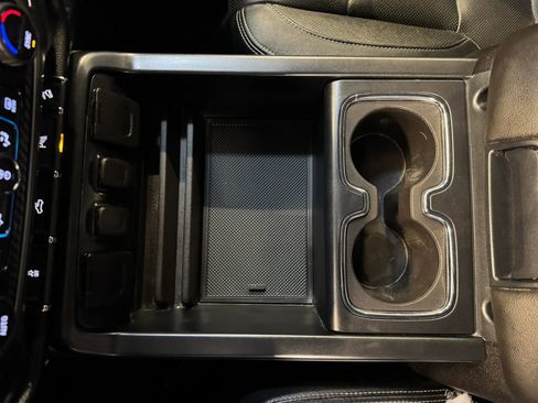 Used 2017 Chevrolet Silverado 1500 LT w/ Midnight Edition image 20