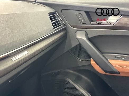 Used 2025 Audi Q5 2.0T Premium Plus w/ Premium Plus Package AWD/4WD image 39