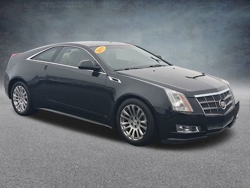 Used 2011 Cadillac CTS Premium image 3