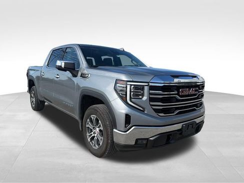 Used 2026 GMC Sierra 1500 SLT AWD/4WD image 3