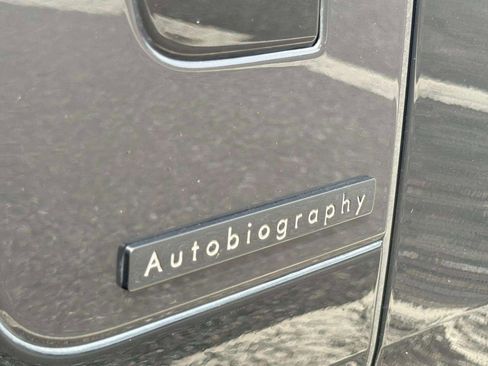 Used 2023 Land Rover Range Rover Long Wheelbase Autobiography image 50