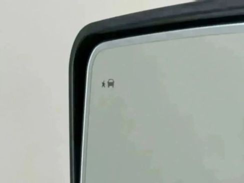 Used 2022 Chevrolet Silverado 2500 High Country w/ Safety Package II image 11