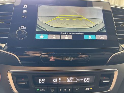 Used 2023 Honda Passport EX-L image 27