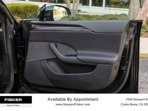 Used 2022 Tesla Model S image 30