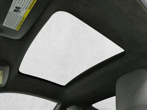 Certified 2017 Porsche 911 Carrera image 16